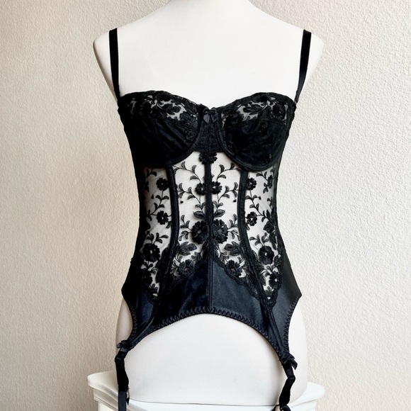 Rigby & Peller Other - RARE RIGBY&PELLER Basque Bustier Corset Suspenders